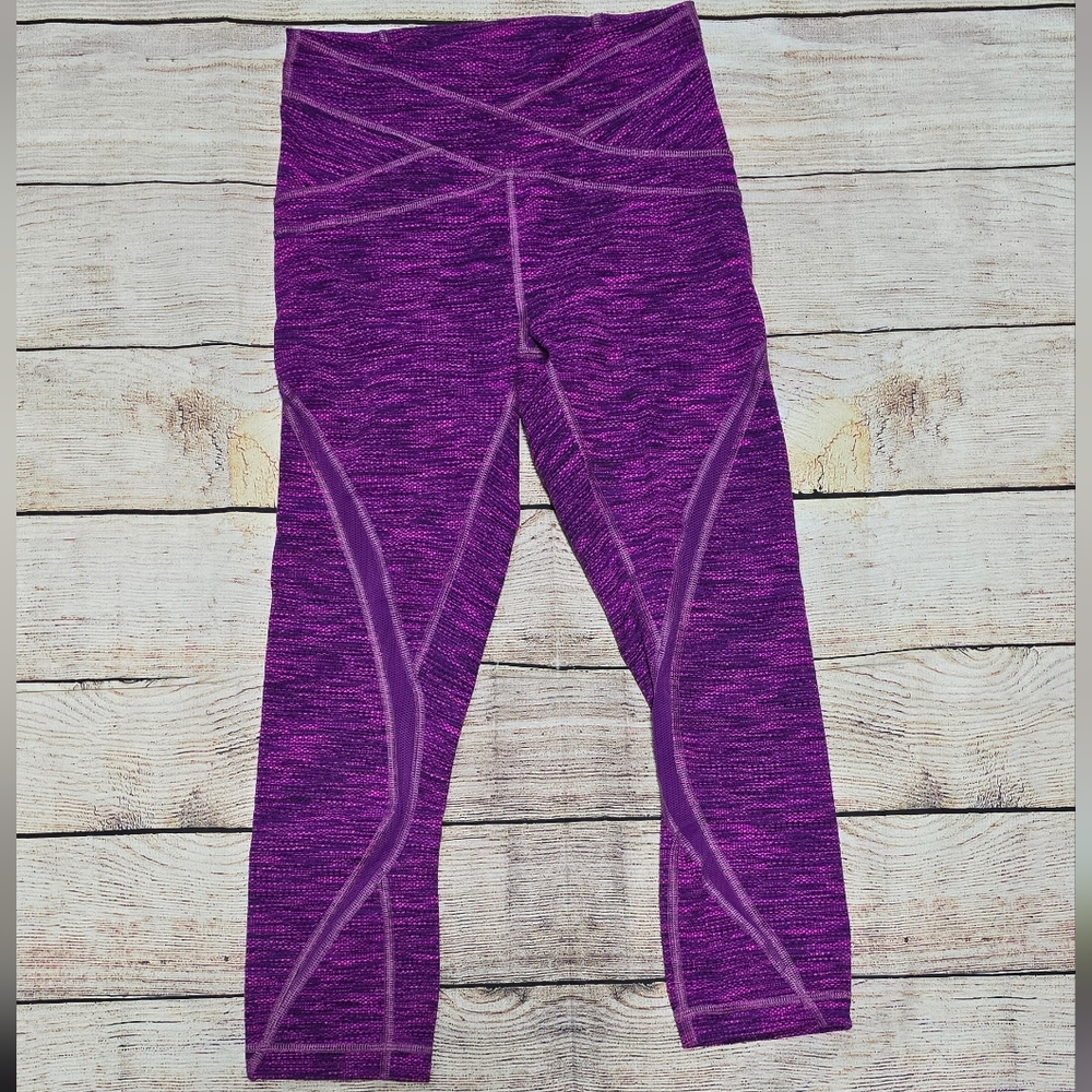 Free Flow Crop Diamond Jacquard Space Dye Tender Violet Raspberry 19" - Picture 5 of 8
